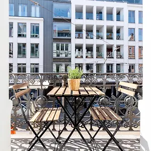 Bright, Spacious & Perfectly Located In The Heart Of Appartement Gand