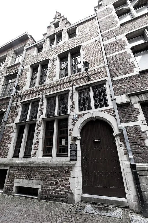 B&B Bedstarline Anvers Couette-café