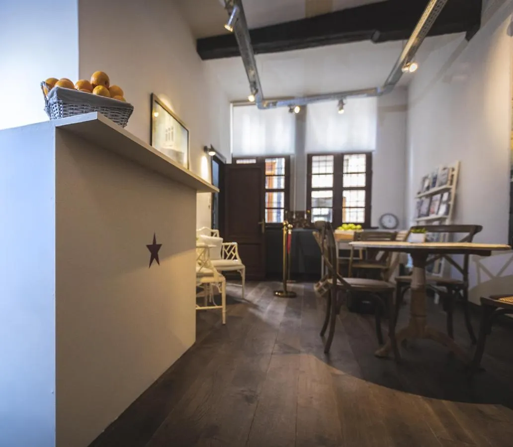 B&B Bedstarline Antwerp