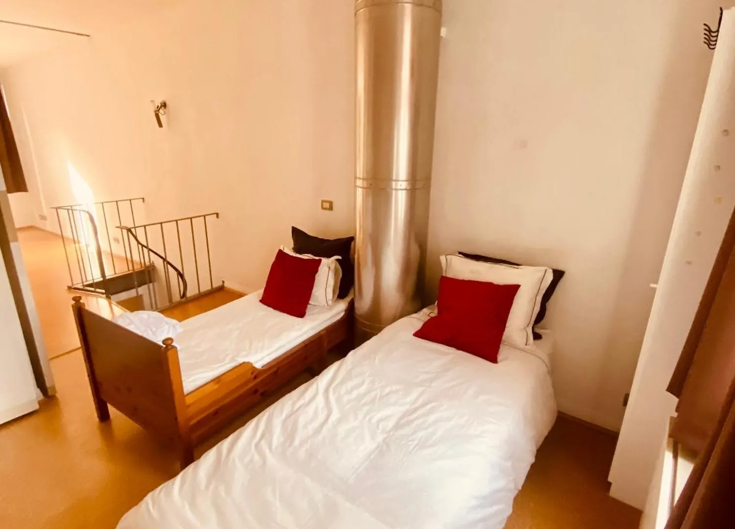 B&B Bedstarline Antwerp Bed & Breakfast