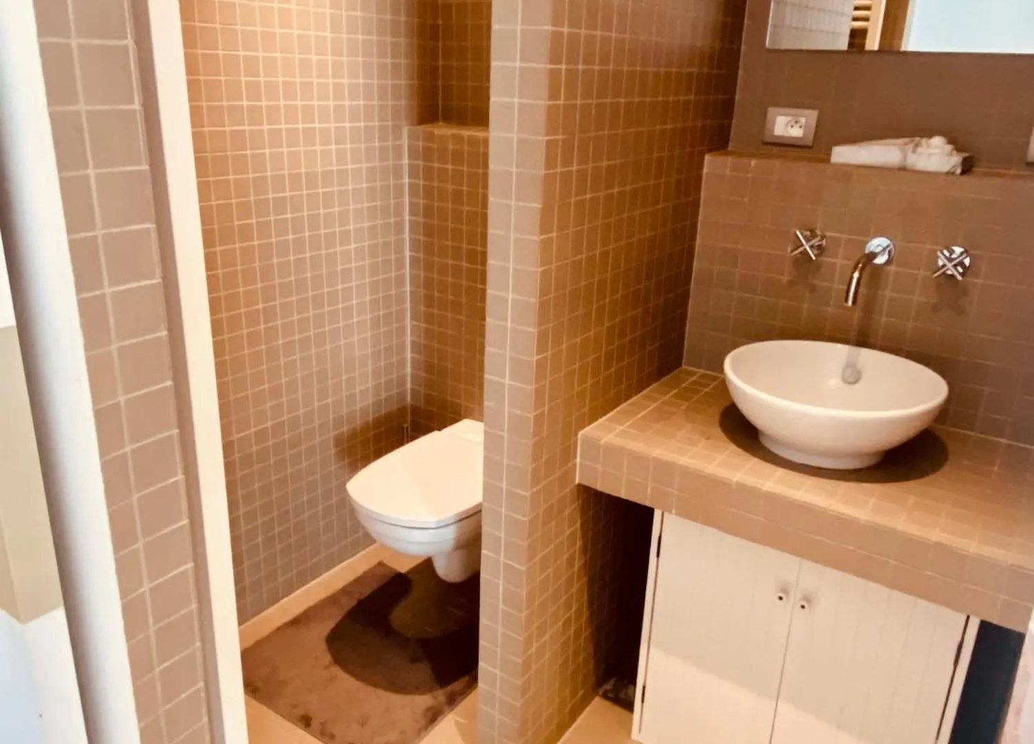 B&B Bedstarline Antwerp Belgium